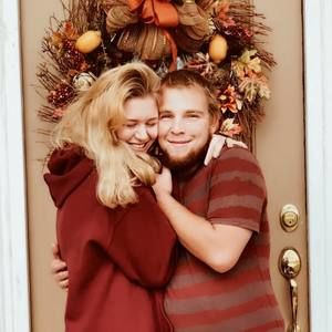 Meet your Posher, Cam